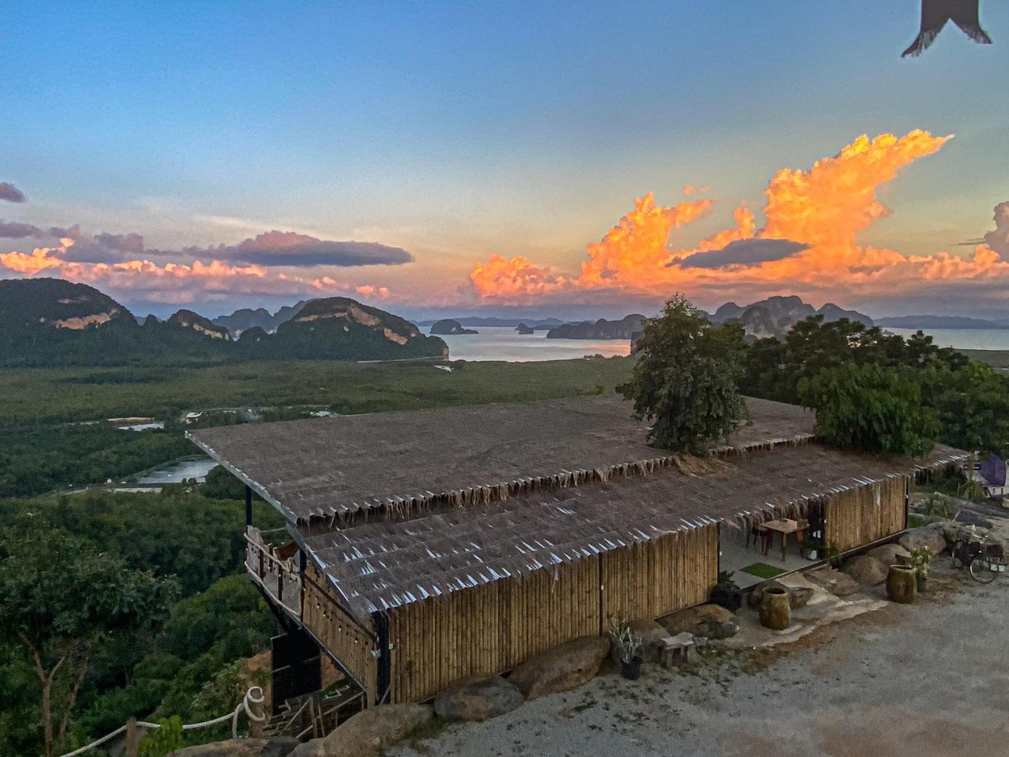 Samet Nangshe Goodview Hotel Takua Thung Exterior photo